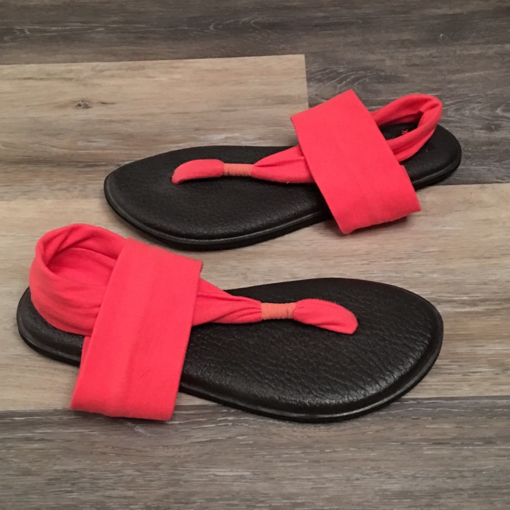 Sanuk Yoga Sling 2 Pink Sandals - Picture 2 of 5